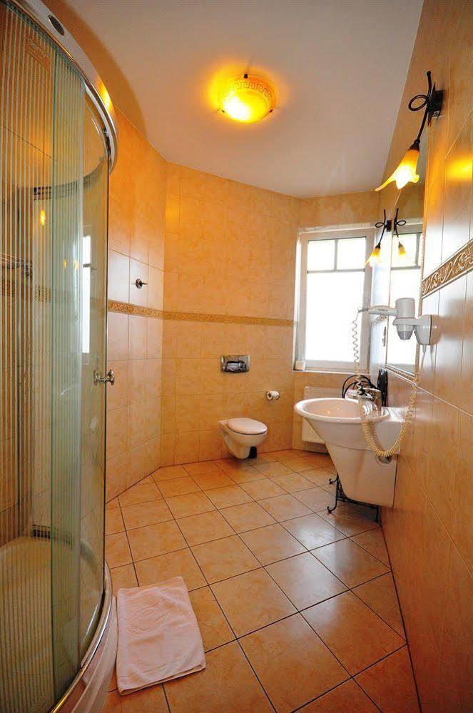 La Petite Apartments & Rooms Гданьск Экстерьер фото